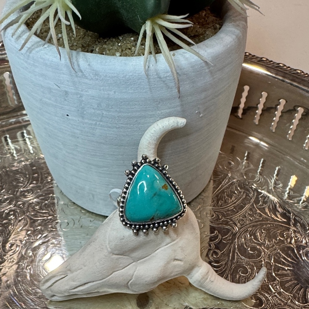 Arizona Turquoise Sterling Silver Accent Ring size7
